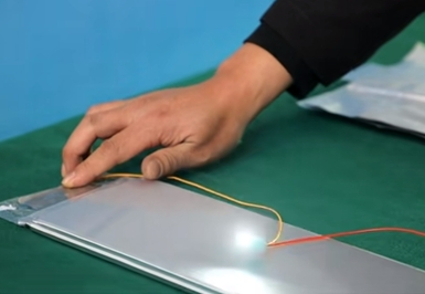 大容量高能量密度纳米固态钠离子电池中试产品下线：高寒首选！