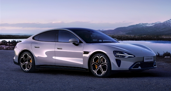 小米汽车SU7大灯为啥不用咪咪眼设计：大灯如人眼要有神韵