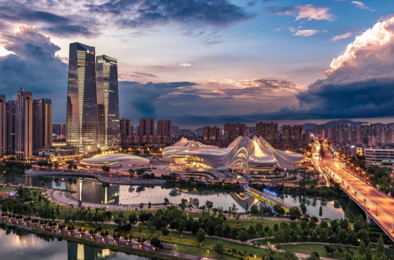 首次突破2万亿！2023浙江各市GDP数据一览：杭州表现不凡(图1)
