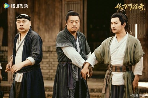 赵本山《鹊刀门传奇》新剧照：东北武侠搞笑下饭