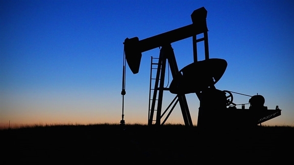 俄罗斯2023年石油开采料再创纪录：分析称现有油井将枯竭