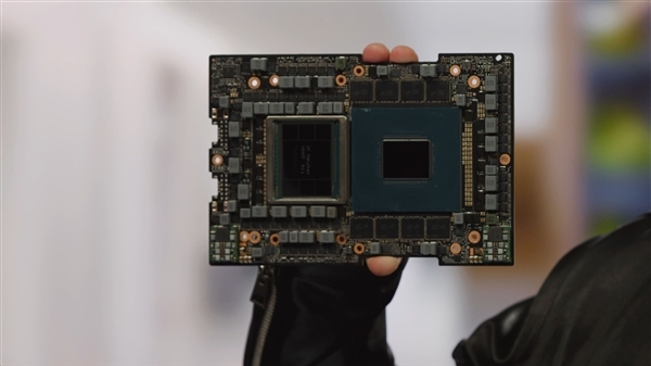 领先几光年!NVIDIA CPU+GPU超级芯片终于量产:144TB内存