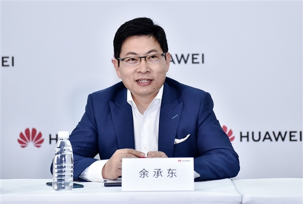 猜猜都有谁!李想:2025年新能源五大常任理事品牌诞生