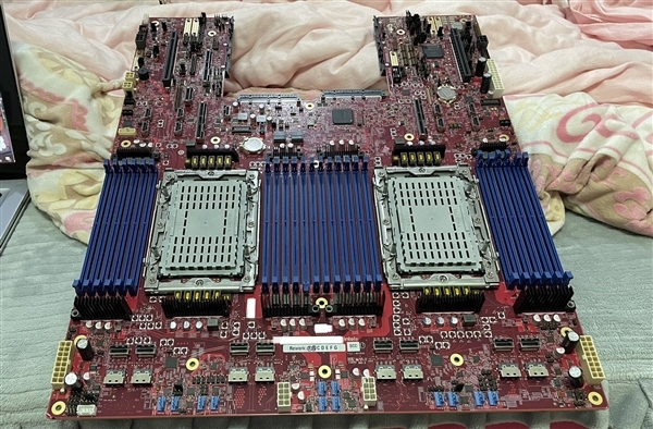 Intel又要换接口了!一个庞然大物 但在AMD面前还是小弟