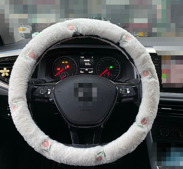 一眼怪!特斯拉Yoke方向盘毛绒套装车:地道北欧货