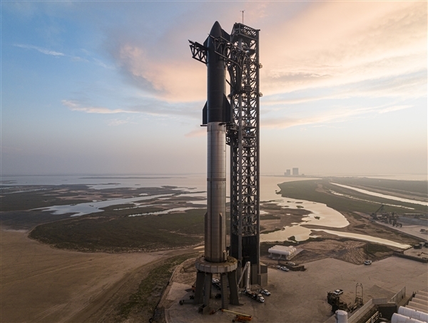 人类最强火箭发射推迟！SpaceX公布星舰首飞新日期：4月20日升空