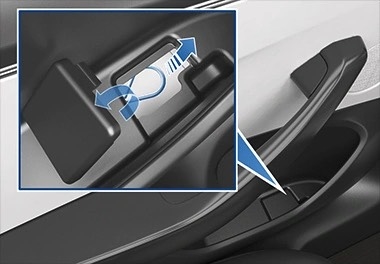 新款特斯拉Model 3细节曝光：新增后门应急开启功能 断电也能开