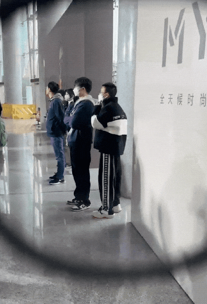 新手机、新眼镜、新车：魅族终于有国际大厂那味儿了