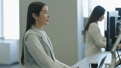 还得是你！日本推出午睡“棺材”：让人在里面站着睡觉