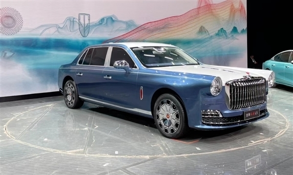 国产顶级豪华！新一代红旗L5样车下线：配4.0T V8大心脏