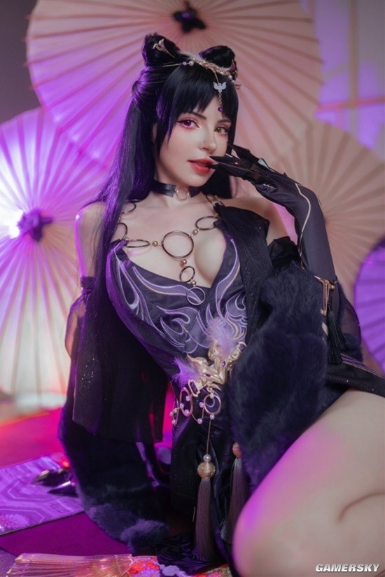 COSPLAY图赏：艾什莉体模COS《永劫无间》玉玲珑