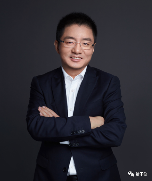光杆司令狂揽2亿美元!大佬一人搞ChatGPT创业:两天已现独角兽模样