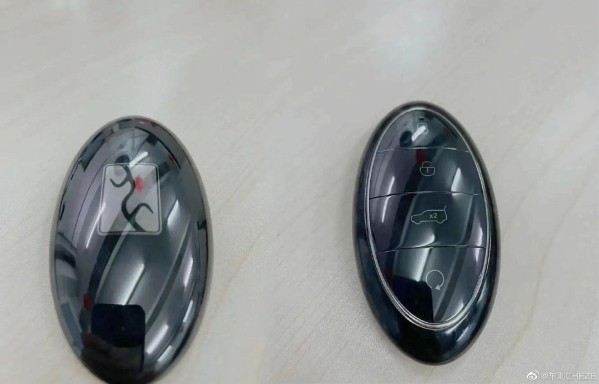 这质感配得上百万豪车吗?比亚迪仰望U8车钥匙造型曝光