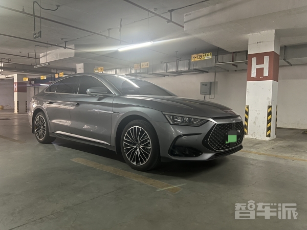 “高端家用车”?比亚迪汉DM-i试驾 极致的油耗和空间