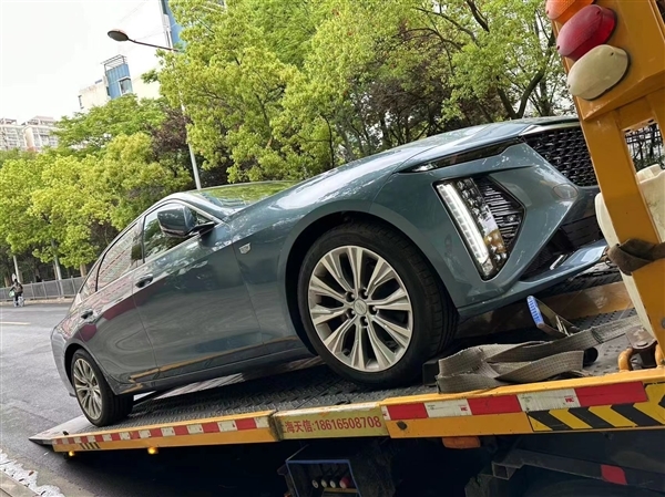 30多万买豪华行政车 新一代凯迪拉克CT6内饰官图:超帅9k曲面屏上车