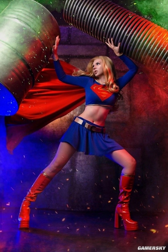 俄妹COS《DC》女超人：力量十足的大姐姐