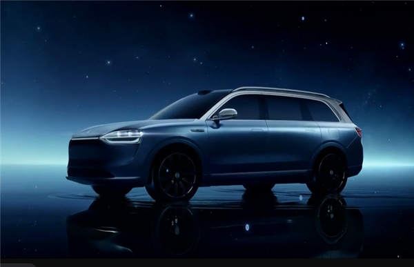 实车太大了！“1000万以内最好的SUV”问界M9第四季度上市：集成华为最强技术
