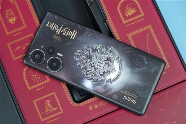 魔法氛围拉满!Redmi Note 12 Turbo哈利波特版图赏