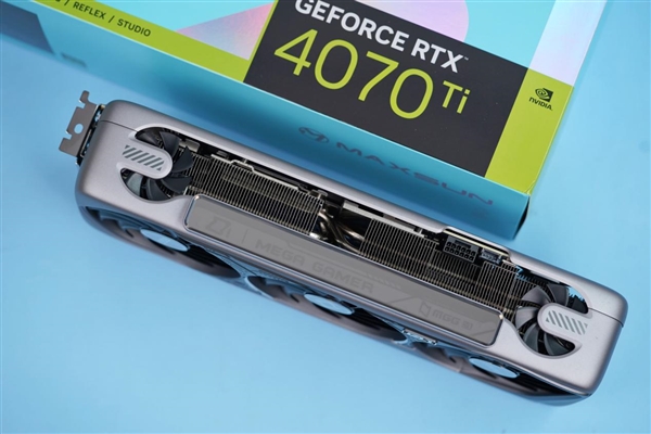 罕见5风扇设计!铭瑄RTX 4070 Ti MGG OC12G显卡图赏