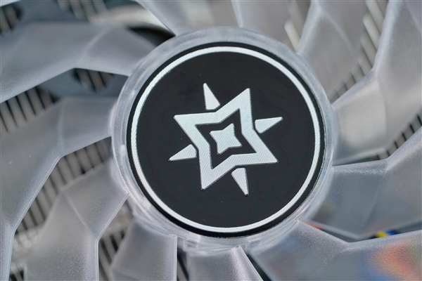 纯白千层镜！影驰RTX 4060 Ti 8GB星曜OC图赏