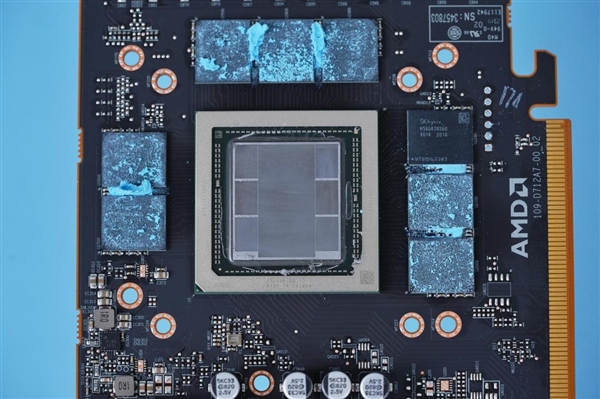 特供中国内地！AMD RX 7900 GRE显卡图赏