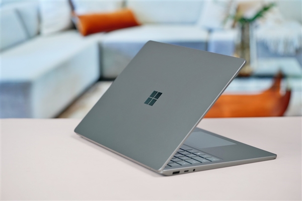 2.2K高色域触控屏!微软Surface Laptop 5图赏