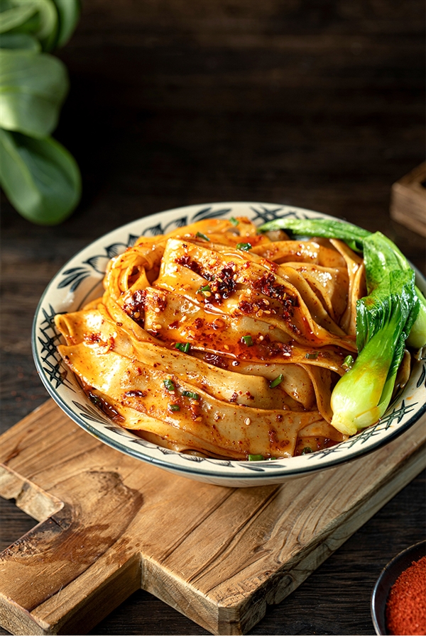 手工扯面+秘制辣油 西安饭庄油泼biangbiang面6.6元/盒大促