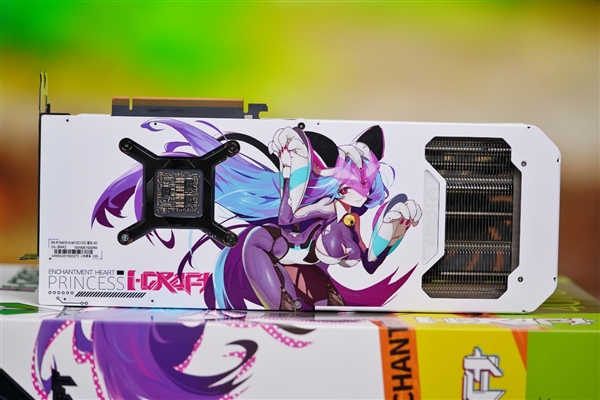 通体白色高颜值!铭瑄RTX 4070 iCraft OS12G瑷珈显卡图赏