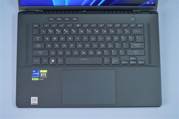 13代i9+RTX 4070加持!ROG幻16经典版 2023图赏