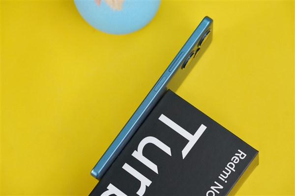 首发第二代骁龙7+!Redmi Note 12 Turbo图赏