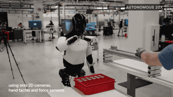 特斯拉机器人进厂打工分拣4680电池！英伟达科学家盛赞手指灵活度