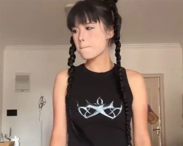 云南因为恐龙抗狼火了！但是 不少云南人很难过、很丢脸