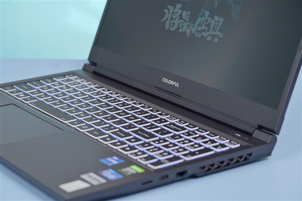 i7-12650H+3050仅4699元!七彩虹将星X15游戏本图赏