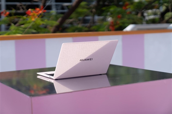 笔记本美学设计进入通感时代！华为MateBook X Pro引领未来十年美学新风潮