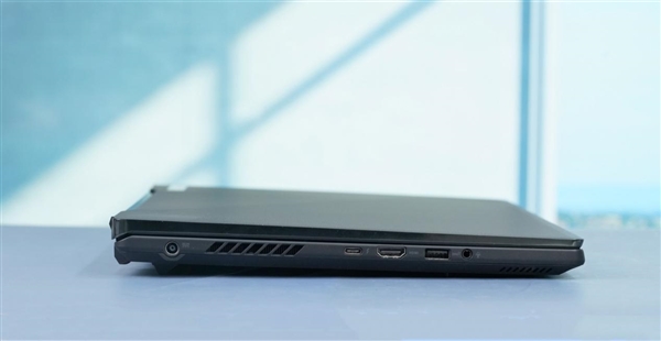 13代i9+RTX 4070加持!ROG幻16经典版 2023图赏