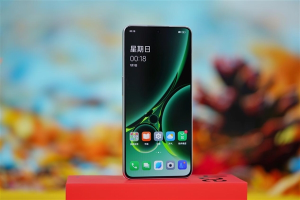 正面颜值最高的直屏手机！一加Ace 2V图赏
