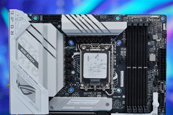 DDR5-7800！华硕ROG STRIX B760-G GAMING WIFI小吹雪主板图赏