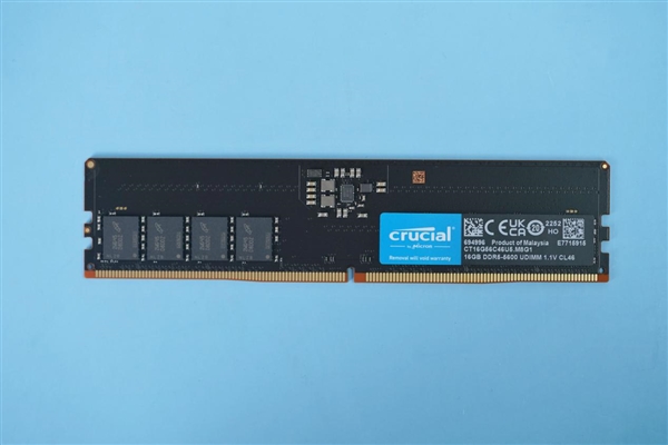 美光原厂颗粒!英睿达DDR5-5600 16GB×2内存图赏
