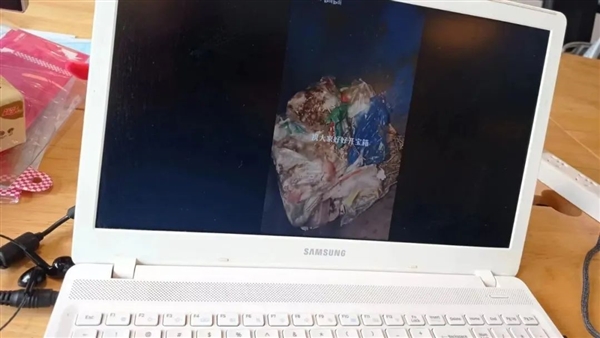 你相信吗?每天都有10多万人 学习流浪汉的生存技巧