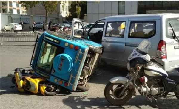 人人喊打的“老头乐”终于被封杀!“大家乐”可能要来了