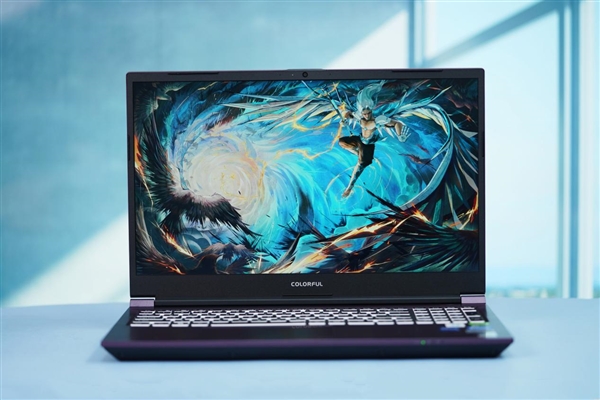 RTX 4060售价6999元 七彩虹将星X15 AT游戏本图赏