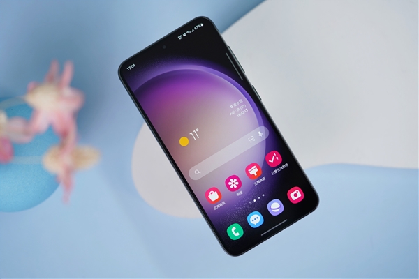 6.1英寸手感绝佳小屏!三星Galaxy S23图赏