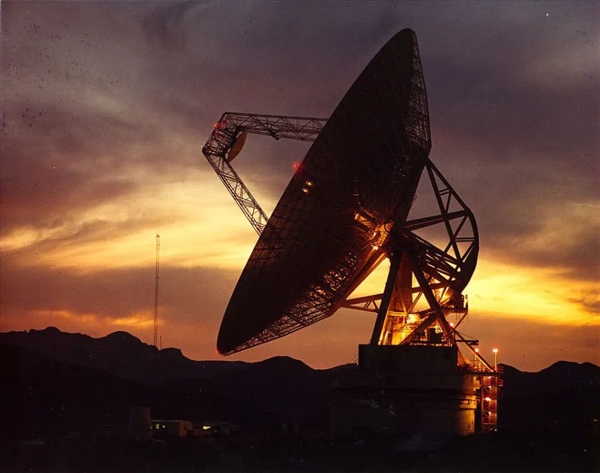 《三体》又成真！科学家试图用太阳广播找外星人
