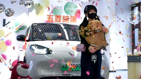 5.98万起真不贵!五菱缤果上市两周狂卖10000台:再成爆款