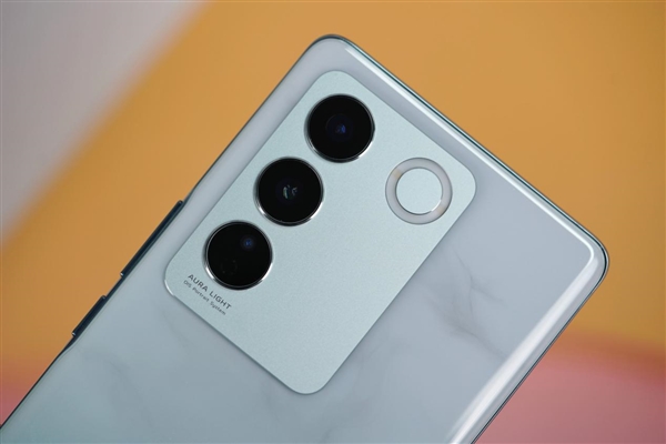 后壳质感堪比玉石！vivo S16 Pro图赏
