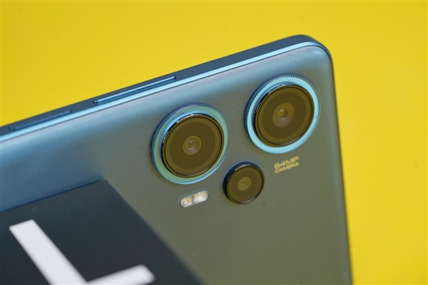 首发第二代骁龙7+!Redmi Note 12 Turbo图赏