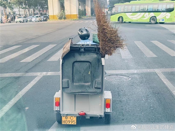 需持正三轮摩托驾照 京C号牌摩托正式上路：高速环路不能上