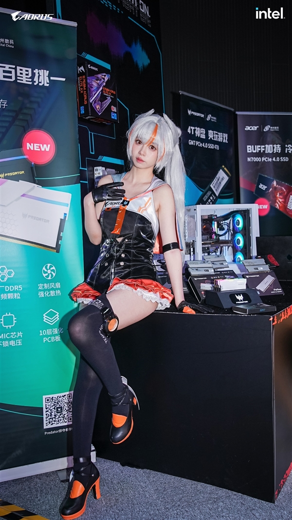 DDR5-11200距世界纪录只差54MHz！大神HiCookie秀技嘉主板彪悍超频