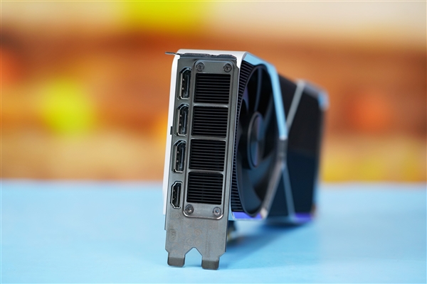 3199元游戏新神器!RTX 4060 Ti图赏