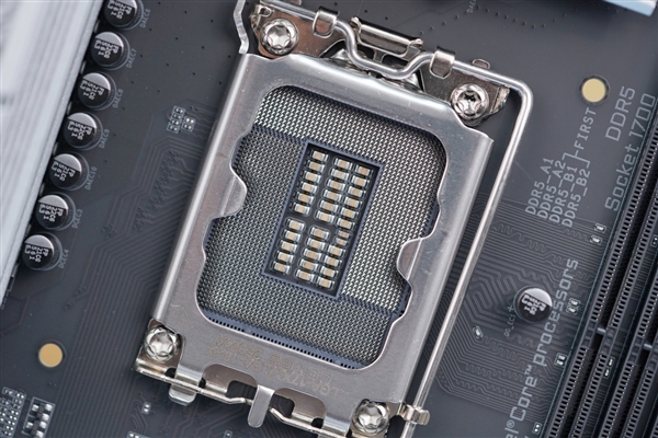 新一代小雕！技嘉Z790 AORUS ELITE AX主板图赏